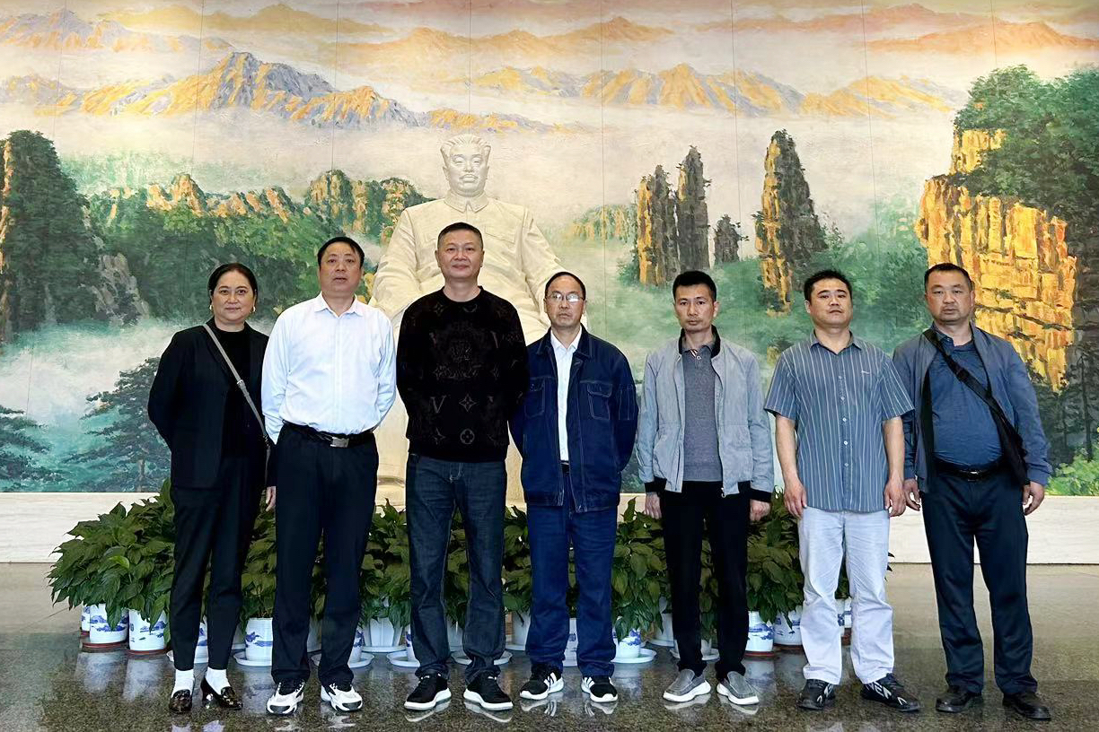 追寻先烈足迹  传承红色基因——九游官方网站-九游jiuyou(中国)
发展鸟儿巢公司全体党员参观贺龙纪念馆
