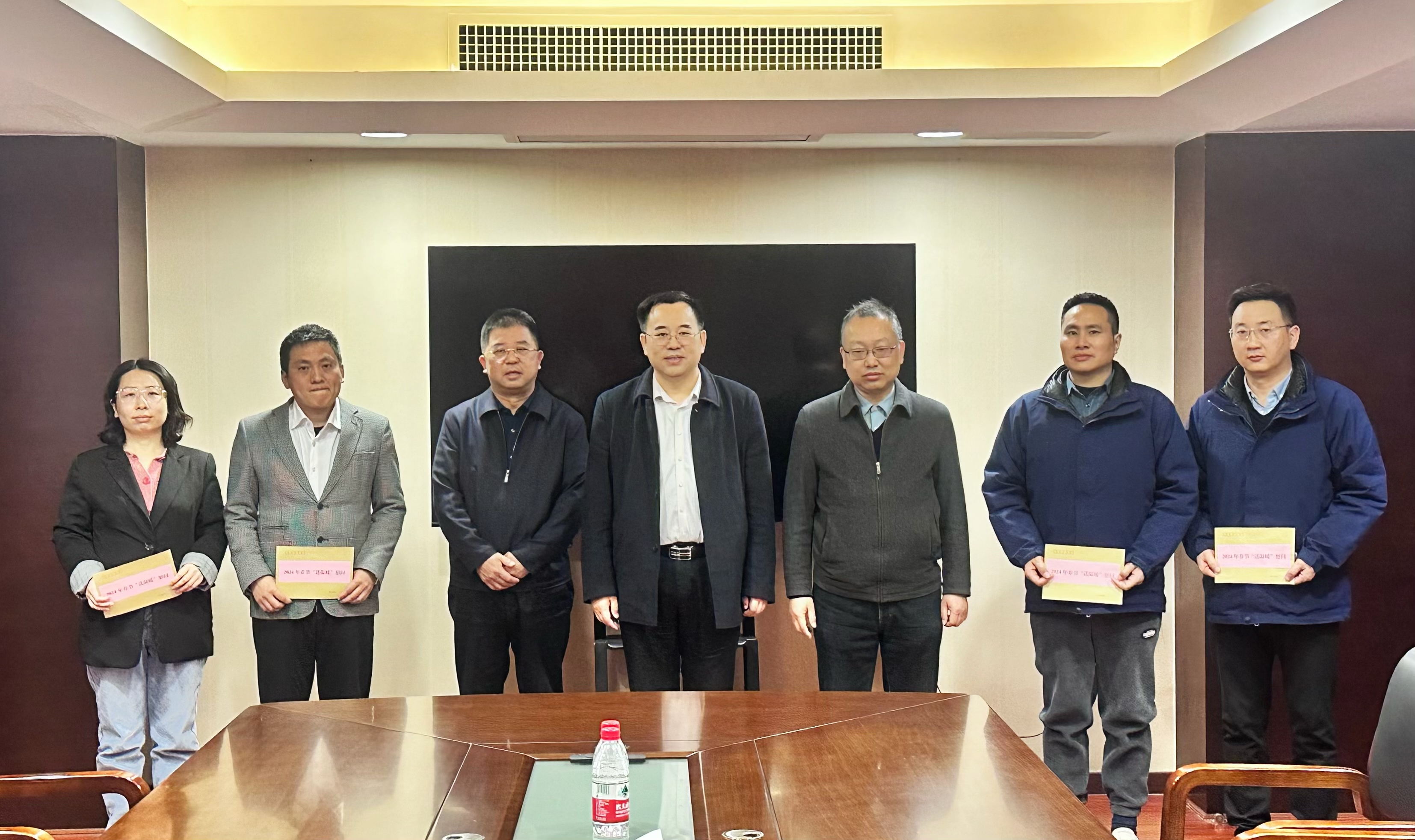寒冬送温暖，关爱暖人心——九游官方网站-九游jiuyou(中国)
发展开展2024年春节“送温暖”走访慰问活动